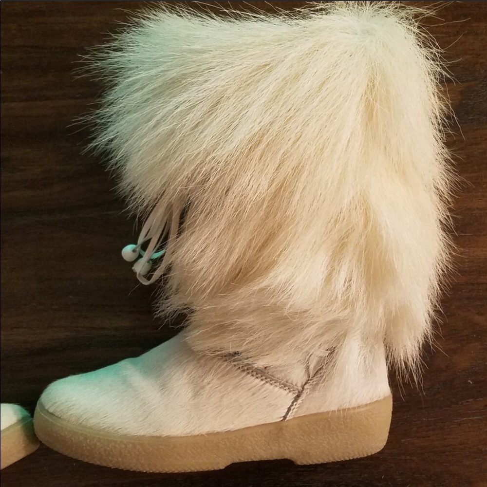 Pajar White FUR boots